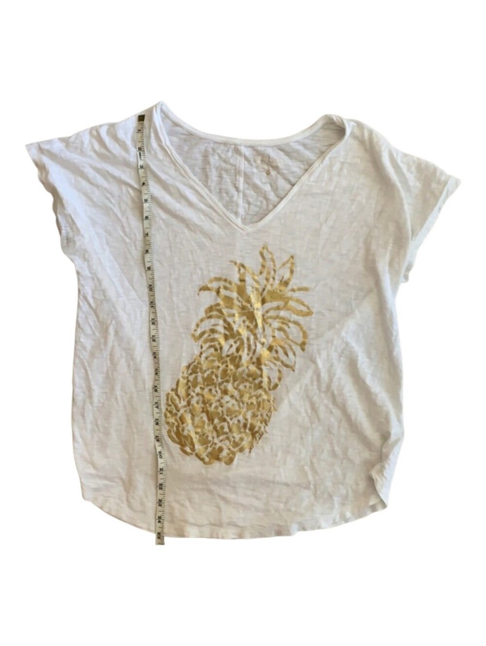 Lilly Pulitzer 100% cotton, relaxed fit White Tee with Gold Pineapple Graphic - Picture 4 of 5